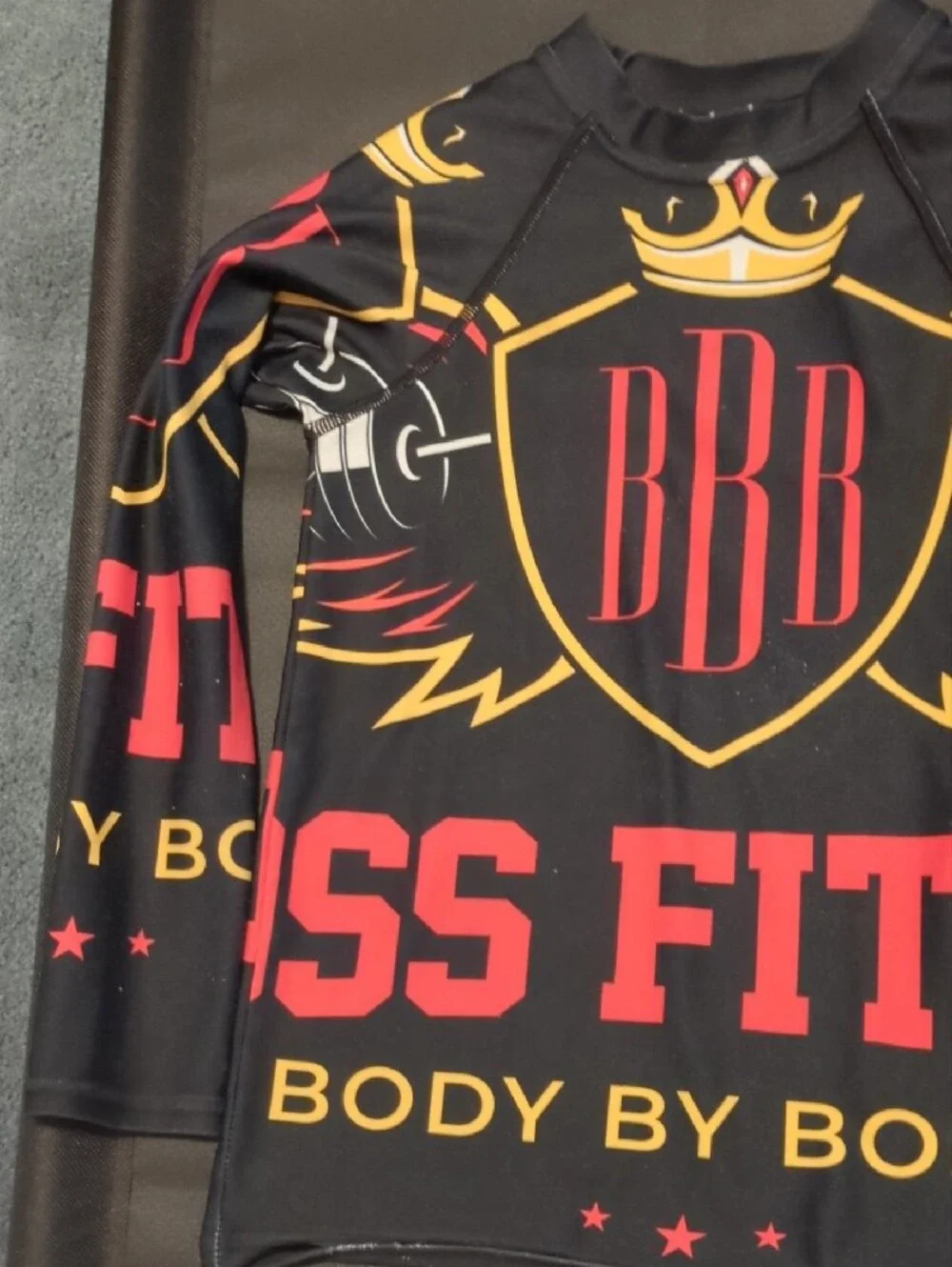Kids' Black Athletic Rash Guard Top - Red & Gold Graphic 5T